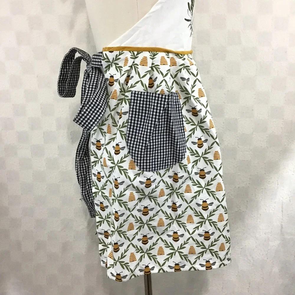 Market Square Bee‎ Kind Embroidered Apron Honeybee Gingham Pockets White Yellow